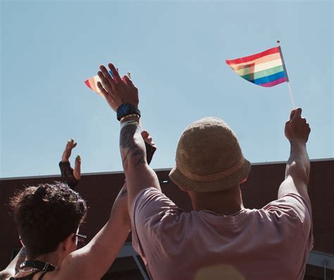 bakeka gay mi|Chatta e fissa appuntamenti con uomini gay, bisessuali,